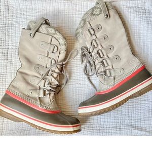 Sorel | Joan Of Arctic Knit Fossil Tan Snow Boots Lace Up